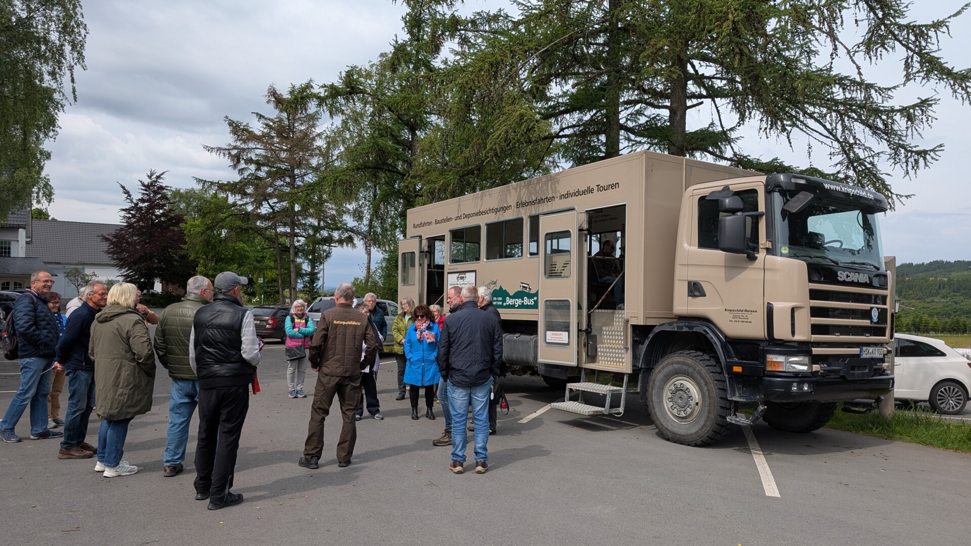Berge-Bus2025 (c) Naturpark Arnsberger Wald